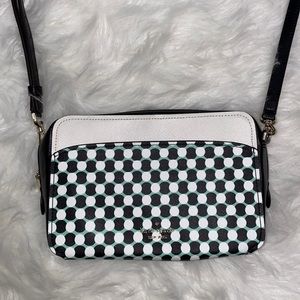 Kate Spade Lauryn Camera Bag Crossbody Purse in Benay Spot Style Chessboard Hand
